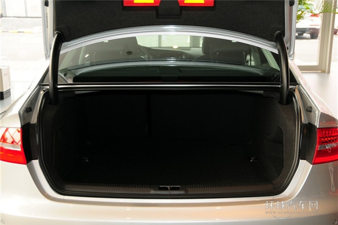 2013款 40 TFSI quattro個性運動型