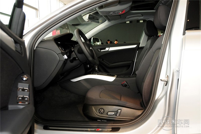 2013款 40 TFSI quattro個(gè)性運(yùn)動(dòng)型