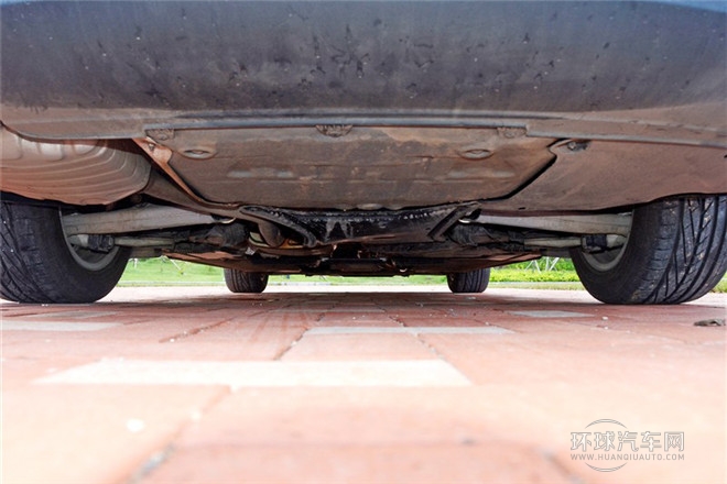 2013款 30 TFSI 自動舒適型