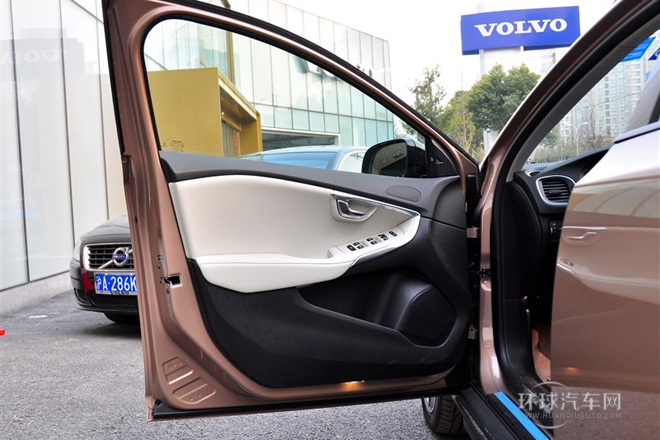 2014款2.0T T5 AWD智尊版