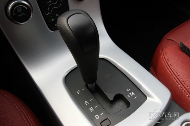 2013款2.0L雙離合炫動版