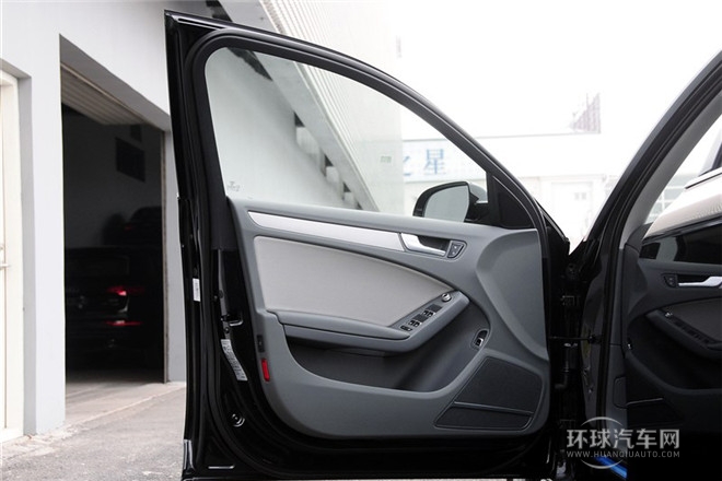 2013款 30 TFSI 手動舒適型