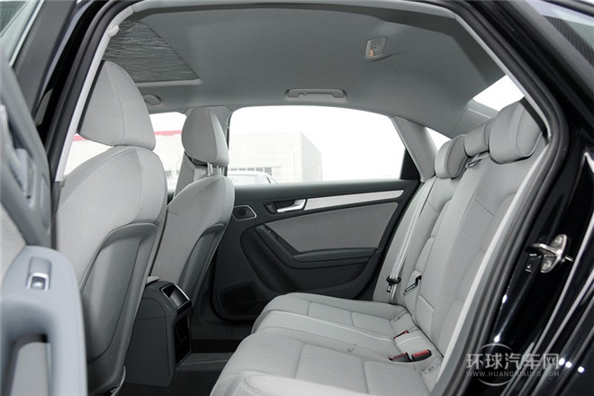 2013款 30 TFSI 手動(dòng)舒適型