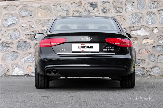 2013款 30 TFSI 手動舒適型