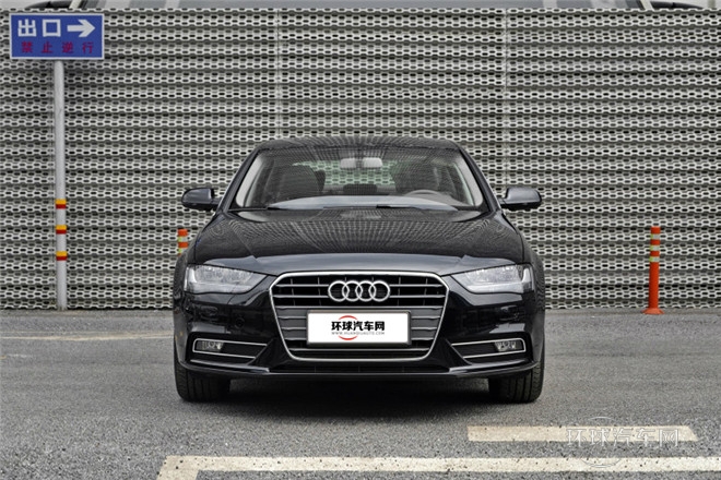 2013款 30 TFSI 手動舒適型