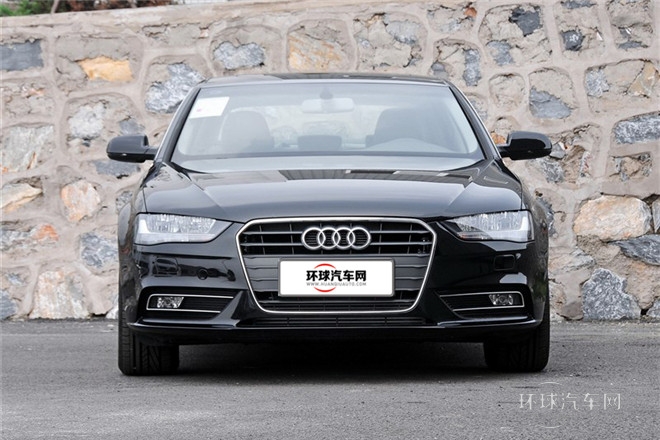 2013款 30 TFSI 手動舒適型