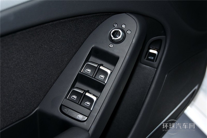 2015款 45 TFSI quattro個(gè)性運(yùn)動(dòng)型