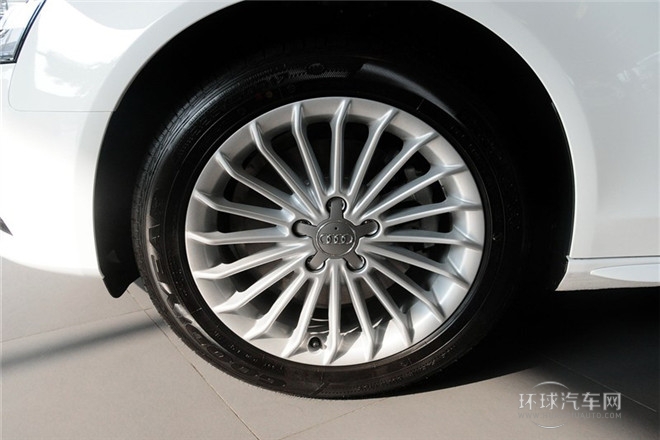 2015款 35 TFSI 自動舒適型