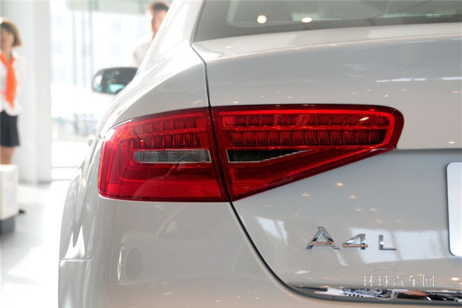 2015款 35 TFSI 自動舒適型