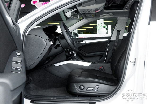 2015款 35 TFSI 自動(dòng)標(biāo)準(zhǔn)型