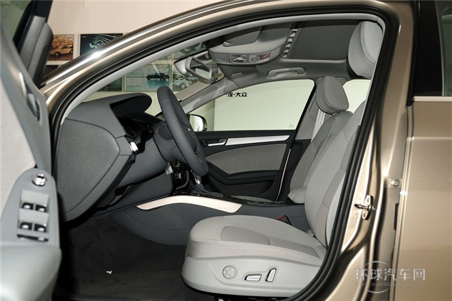 2015款 30 TFSI 自動舒適型