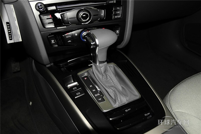 2015款 30 TFSI 自動舒適型