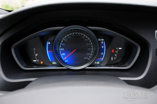 2015款1.6T智雅個性運動版