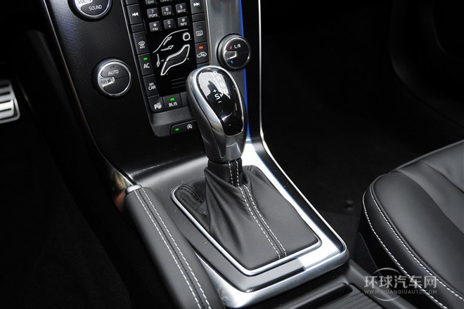 2015款1.6T智雅個性運動版