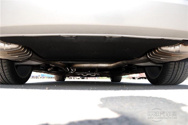 2013款 A8L 55 TFSI quattro尊貴型