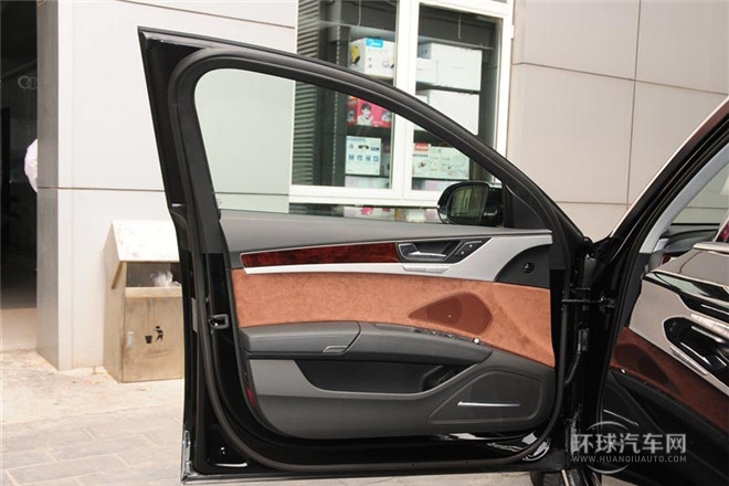 2013款 A8L 55 TFSI quattro豪華型