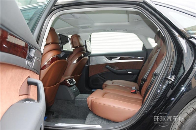 2013款 A8L 55 TFSI quattro豪華型