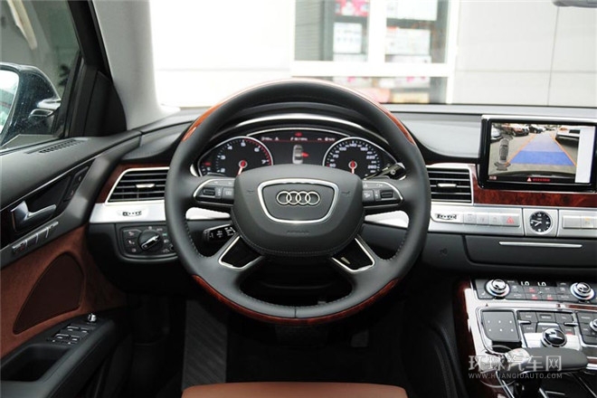 2013款 A8L 55 TFSI quattro豪華型