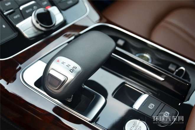 2013款 A8L 50 TFSI quattro專享型