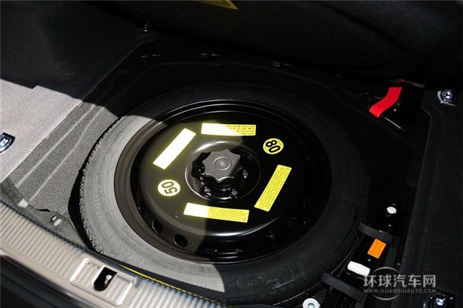 2013款 A8L 50 TFSI quattro豪華型