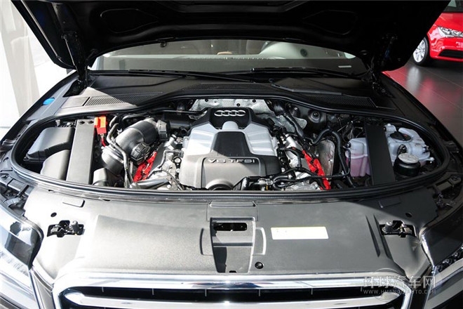 2013款 A8L 50 TFSI quattro豪華型