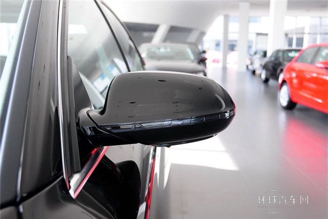 2013款 A8L 50 TFSI quattro豪華型
