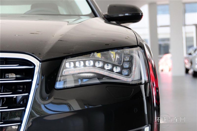 2013款 A8L 50 TFSI quattro豪華型