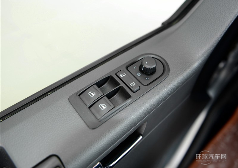 2014款 2.0TSI 兩驅(qū)舒適版