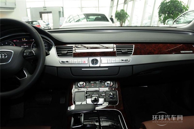 2013款 A8L 50 TFSI quattro舒適型