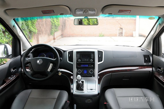 2014款 2.4L 商務型