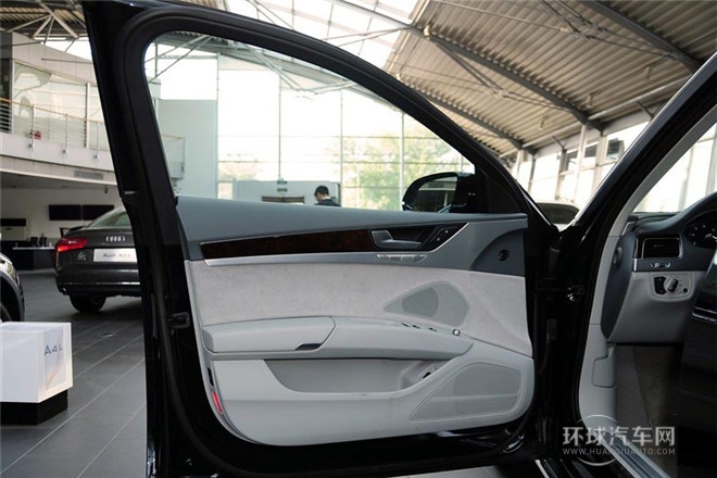 2013款 A8L 45 TFSI quattro舒適型
