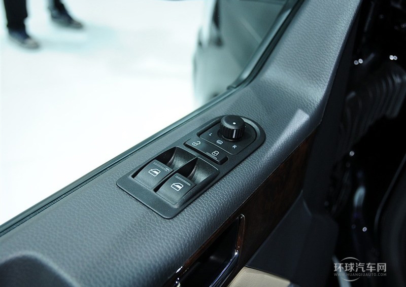 2014款 2.0T 行政版