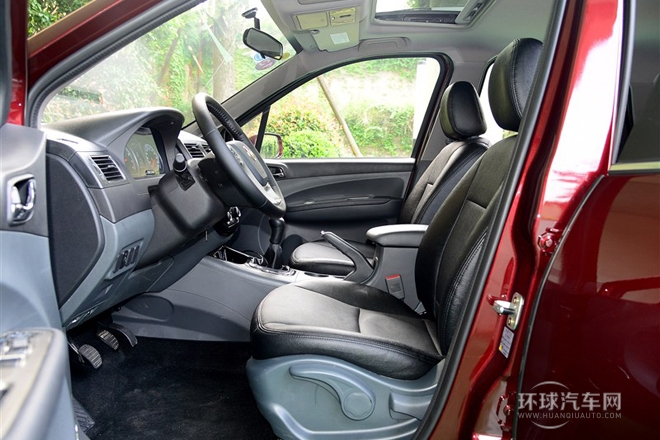 2014款 1.5L 手動舒適型