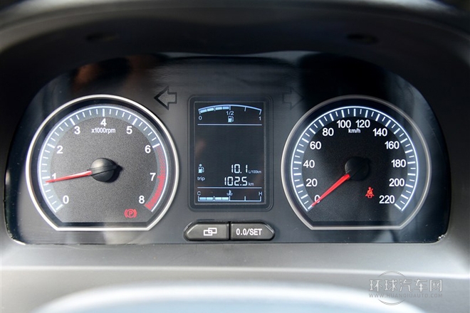 2014款 1.5L 手動(dòng)舒適型