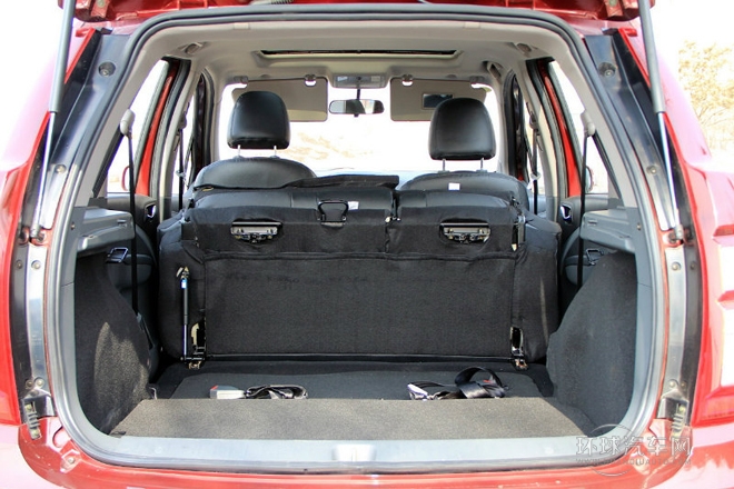 2014款 1.5L 手動(dòng)尊享型