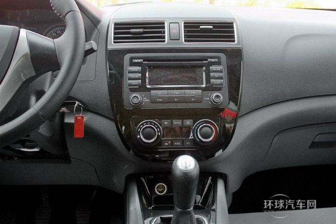 2014款 1.5L 手動尊享型