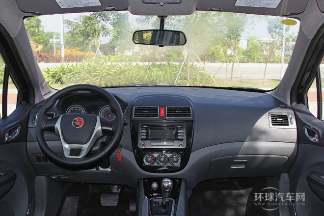 2014款 LV 改款 1.5L AMT豪華型