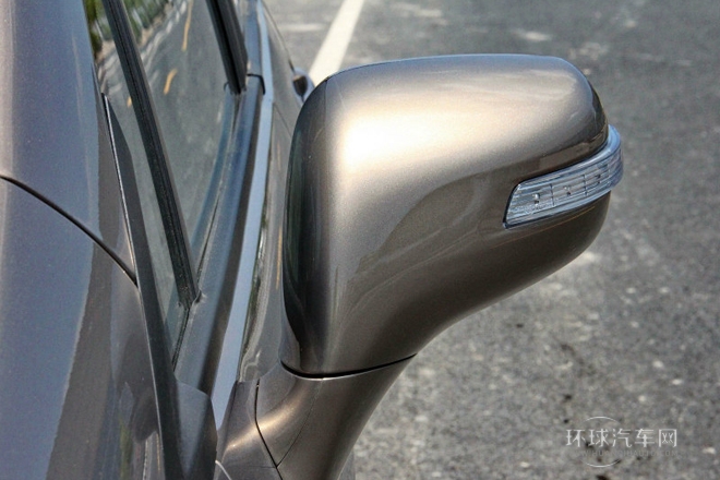 2014款 LV 改款 1.5L AMT豪華型