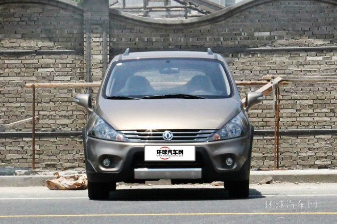 2014款 LV 改款 1.5L AMT豪華型