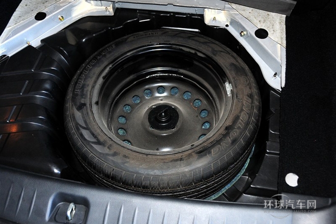 2014款 LV 改款 1.5L 手動豪華型