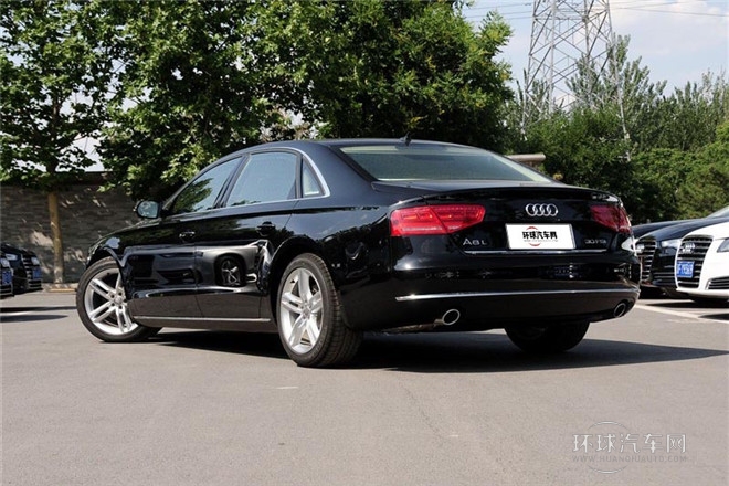 2013款 A8L 30 FSI 專享型