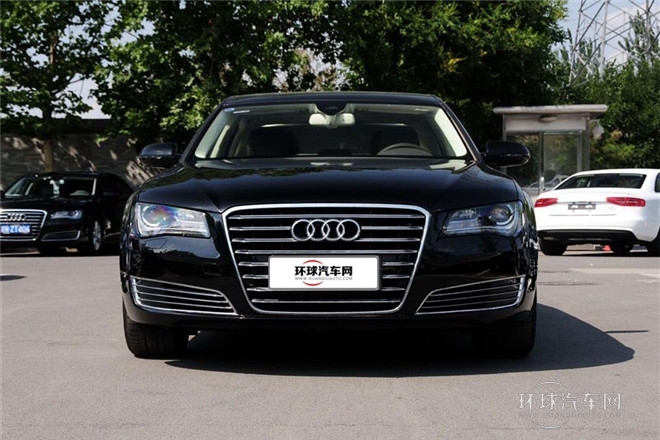 2013款 A8L 30 FSI 專享型