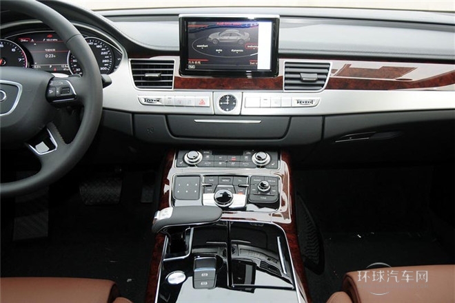 2013款 A8L 30 FSI 舒適型