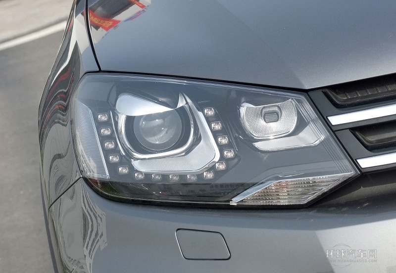 2011款 3.0TDI V6 柴油標配型