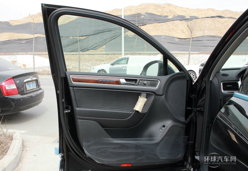 2011款 3.0TDI V6 柴油豪華型