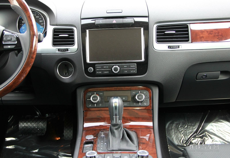 2011款 3.0TDI V6 柴油豪華型