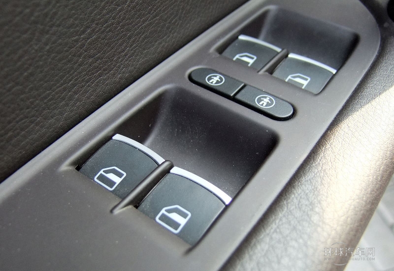 2011款 3.0TDI V6 柴油舒適型