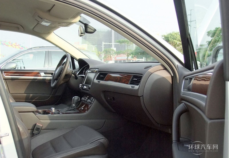 2011款 3.0TDI V6 柴油舒適型