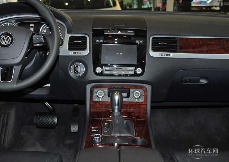 2011款 3.0TSI V6 標配型