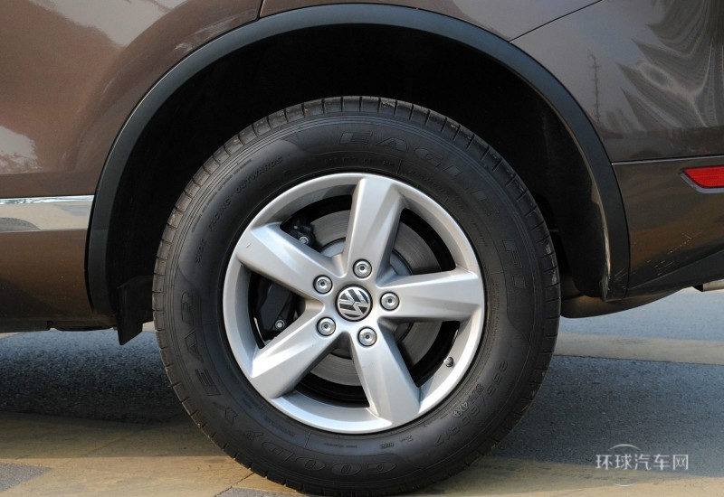 2011款 3.0TSI V6 豪華型